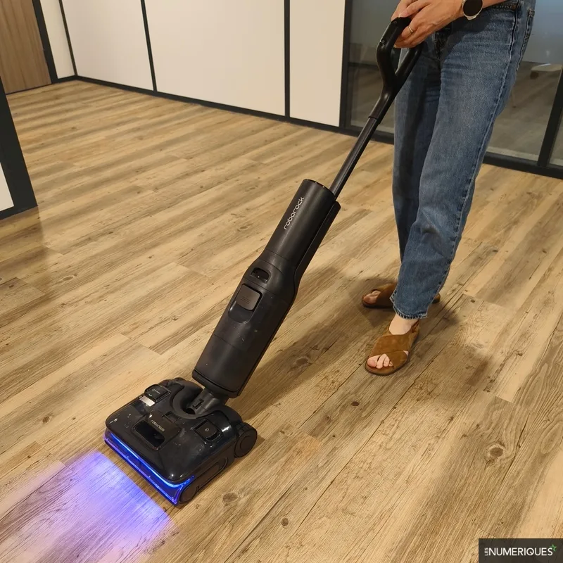 Actualité : Bon plan – Le nettoyeur de sol Roborock F25 Steam "5 étoiles" à 399,95 €