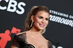 Jessica Simpson Documentary Coming to Netflix From ‘Robbie Williams’ Director