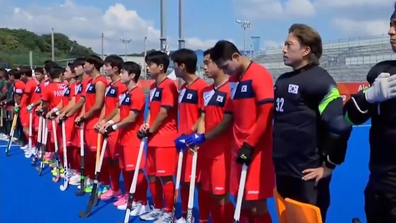 Players left confused as wrong anthem plays