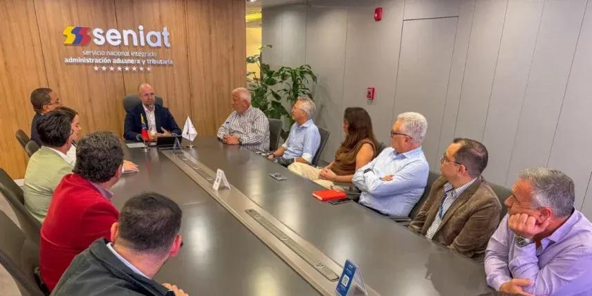 Seniat y Cavececo impulsan formalización de la actividad comercial