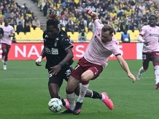 FC Nantes - Reims. « On aurait dû concrétiser notre domination » : Grégory Poirier après le match nul des Canaris