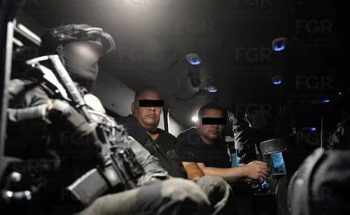 EU acusa al "R1" y "R2" por tráfico de drogas y posesión de armas; son señalados como comandantes del CJNG en Michoacán