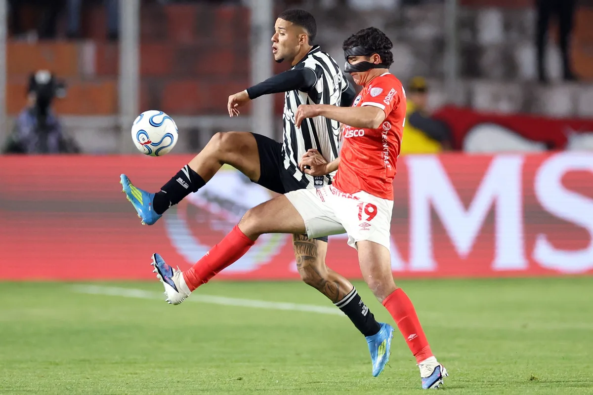 Botafogo volta a sofrer seis gols em um jogo após 16 anos