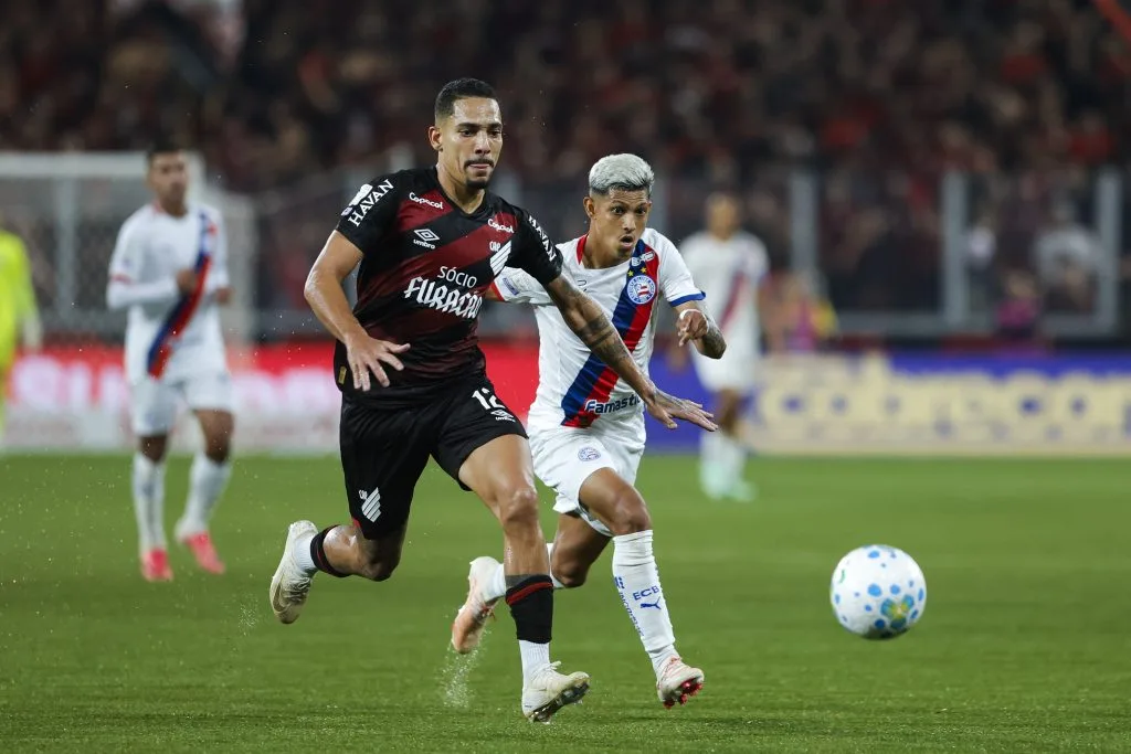 Athletico vence Bahia em duelo direto e se fortalece no G-4 do Brasileirão