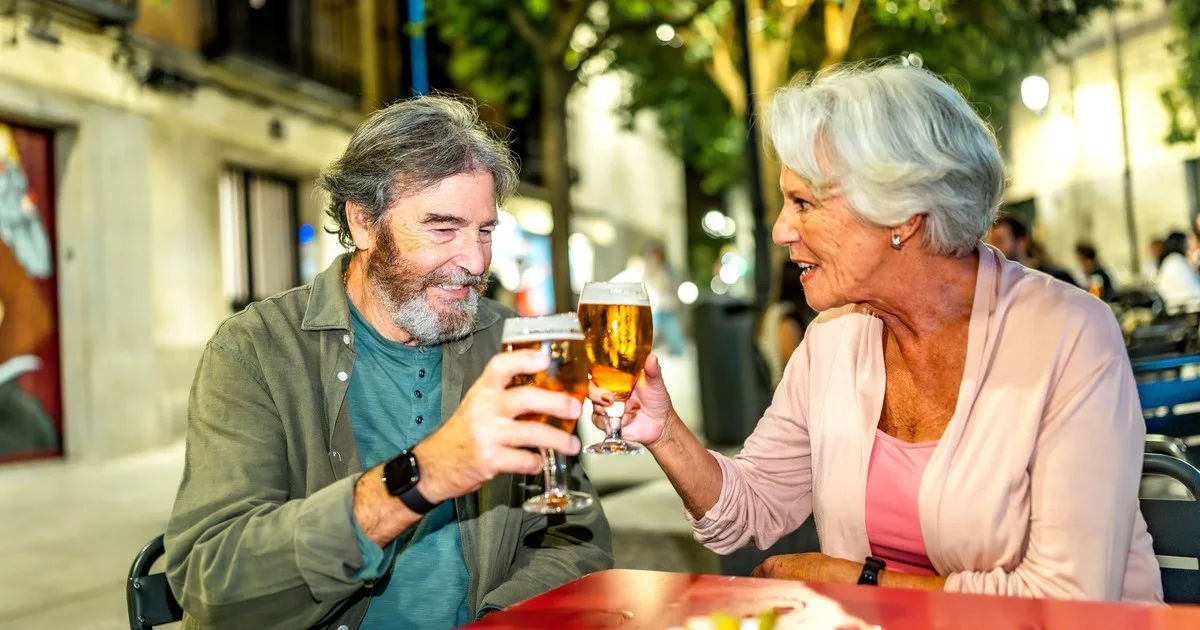 Llegó la primavera, empezó el mes del amor: 10 propuestas originales para conocer gente nueva sin usar apps de citas
