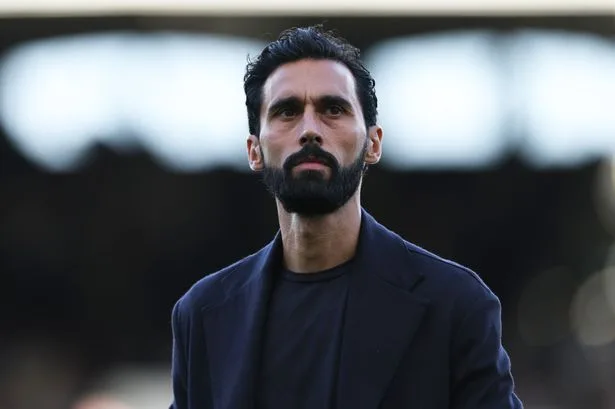Furious Fulham boss Alvaro Arbeloa claims referees 'don't like Man Utd to lose'