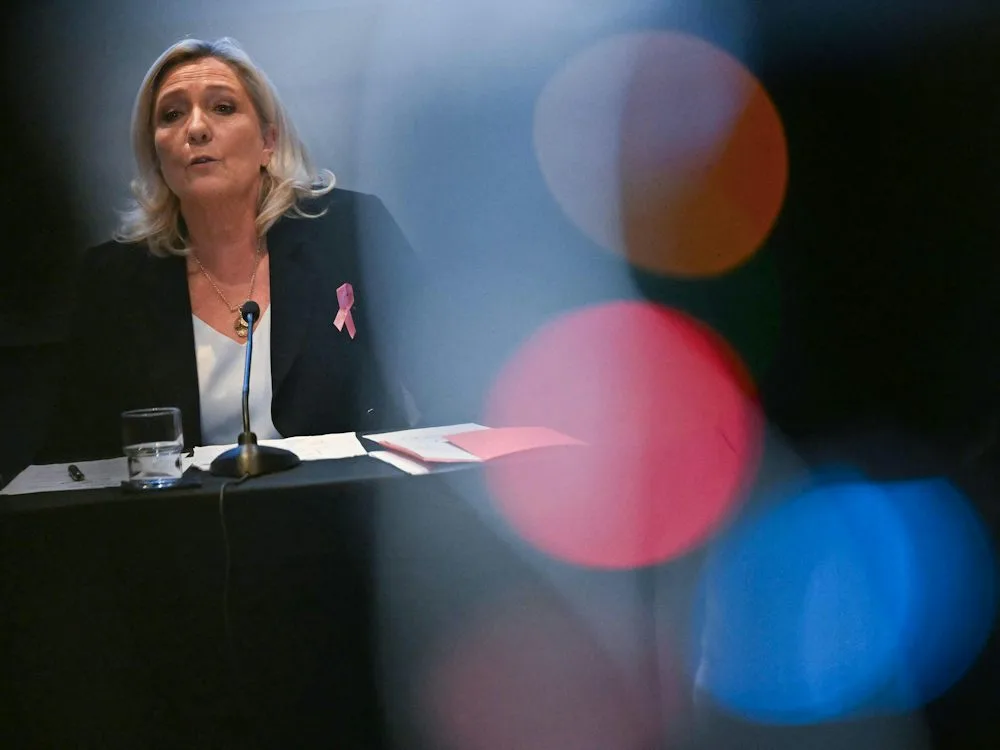 Europa: Le Pen will von der Leyen quasi zu ihrer Sekretärin machen