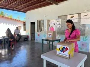 Postulan más de 100 proyectos para mejorar sistema educativo en Sucre