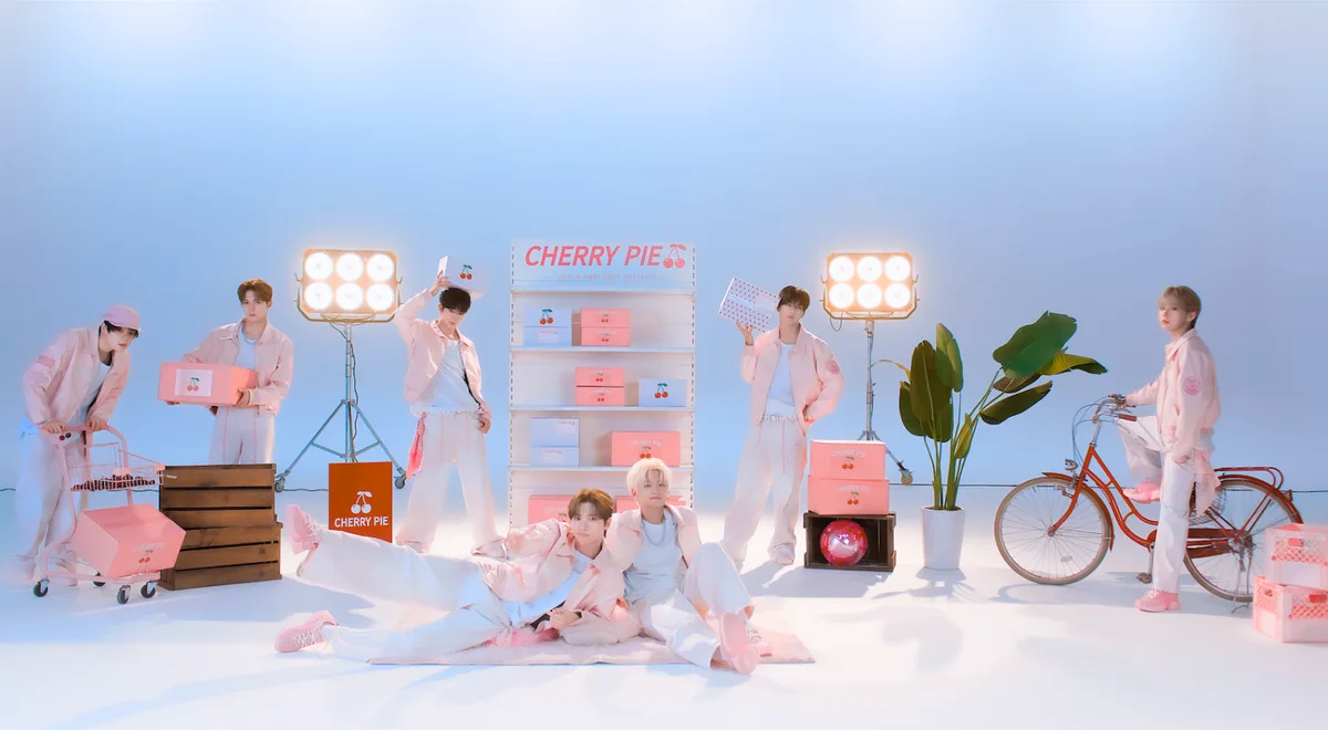 휘브, ‘CHERRY PIE’ 활동 마무리…9월 아시아 6개 도시 투어 출격
