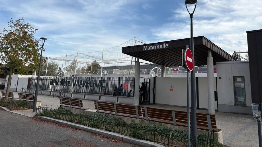 Insultes et violences physiques : une mère d'élève fait régner la terreur devant l'école Bénédicte Maréchal à Orléans