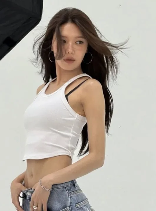 마! 이게 효리수다...최수영 "오늘 데뷔” 비주얼 폭발