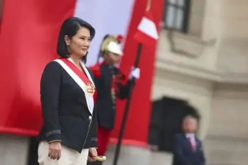 Keiko Fujimori tiene 52,6% de aprobación en su primer mes de gobierno: el dato del sur que el CPI considera “interesante”