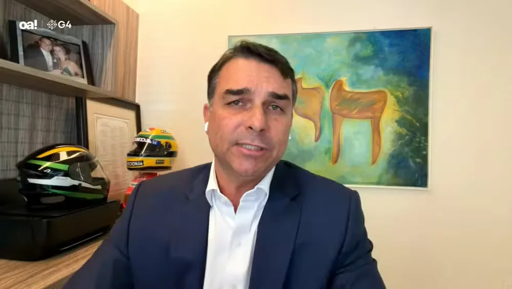 Flávio diz que buscará anistia para Bolsonaro ainda durante governo de transição