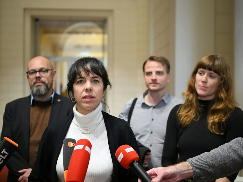 Newsblog zu den Landtagswahlen: Eralp: Sondierungsgespräche in Berlin werden fortgesetzt