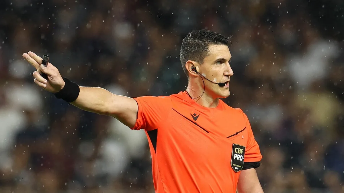 Trio de arbitragem gaúcho é escalado para o jogo entre Nacional e CSA
