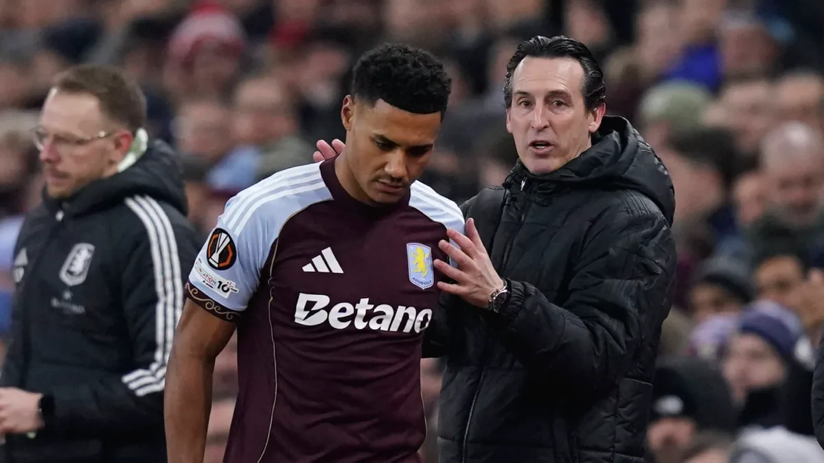 ‘Pergunte a ele’: Técnico do Aston Villa mostra irritação com polêmica envolvendo atacante