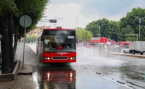 Activan doble alerta por lluvias fuertes en la CDMX; tres alcaldías se encuentran en naranja