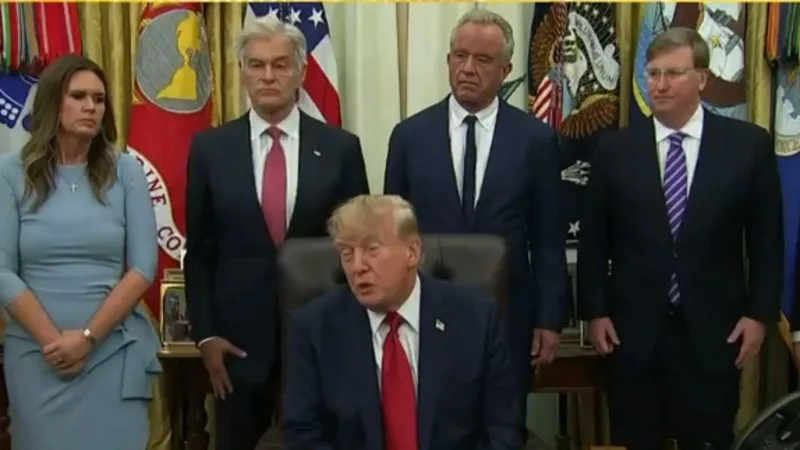 Trump bans CNN from the White House
