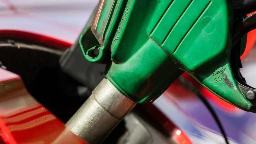 Spritpreise: Irankrieg treibt Benzinpreise auf Höchststand