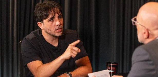 'Natureza de Flávio é acordo e roubo; apenas um bandido', diz Renan Santos
