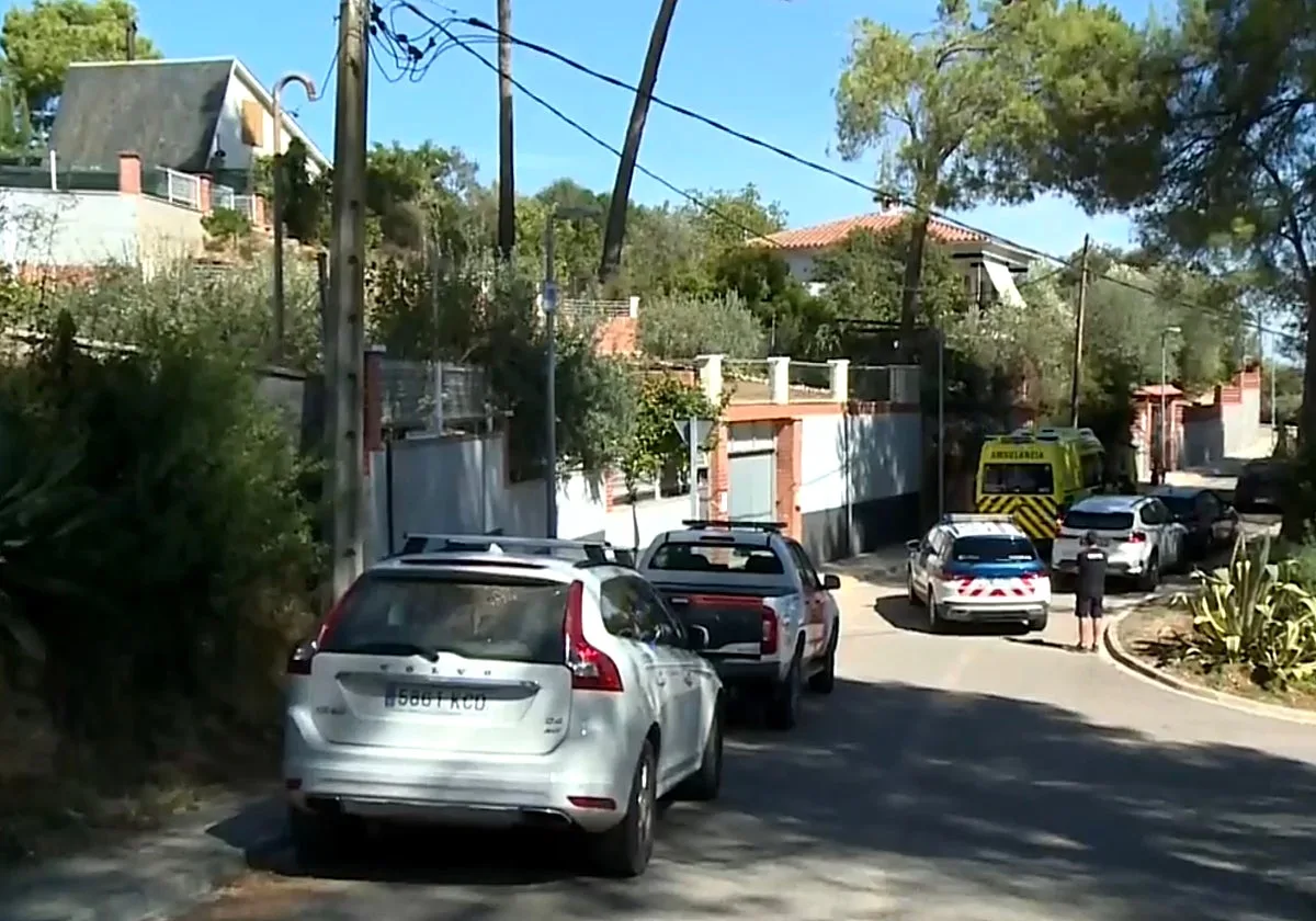 Hallan el cadáver de un hombre que llevaba dos años muerto en la casa donde vivía con su mujer y su hija en Cabrera d'Anoia