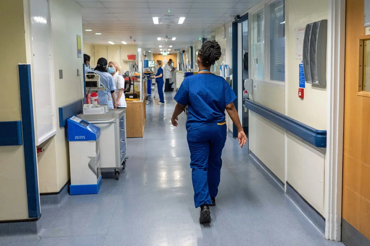 A&E staff face daily violence and abuse from patients, survey reveals
