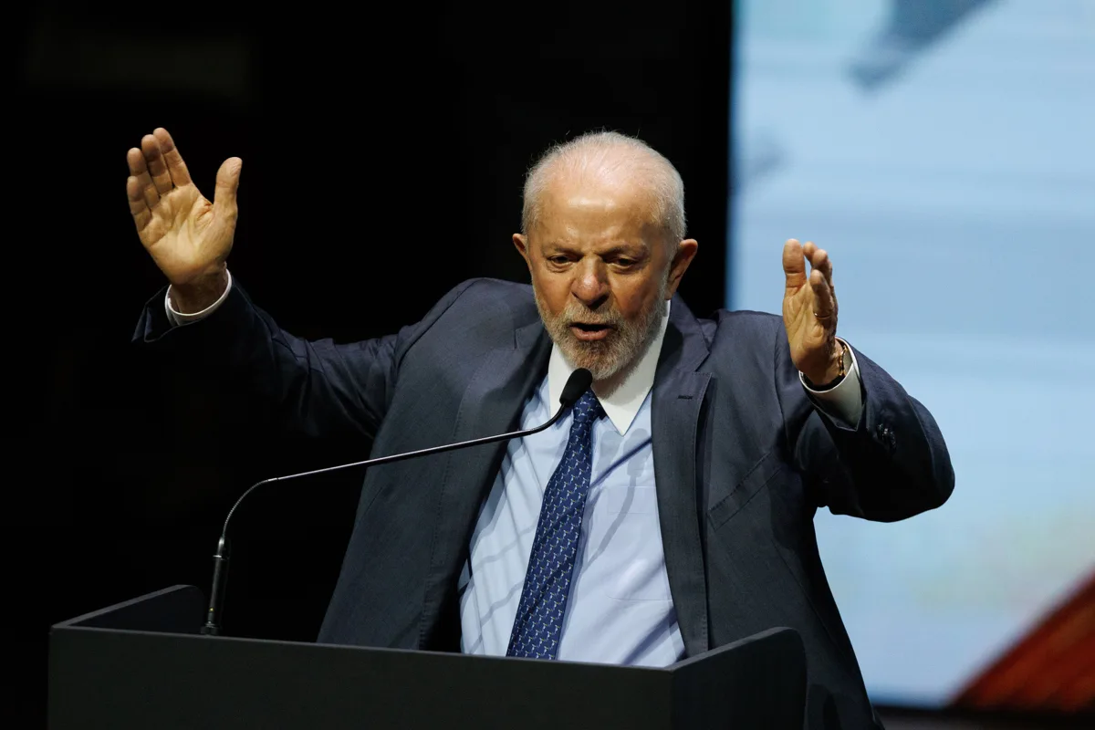 Lula dice que EEUU transmite la idea de que "gobierna" Venezuela