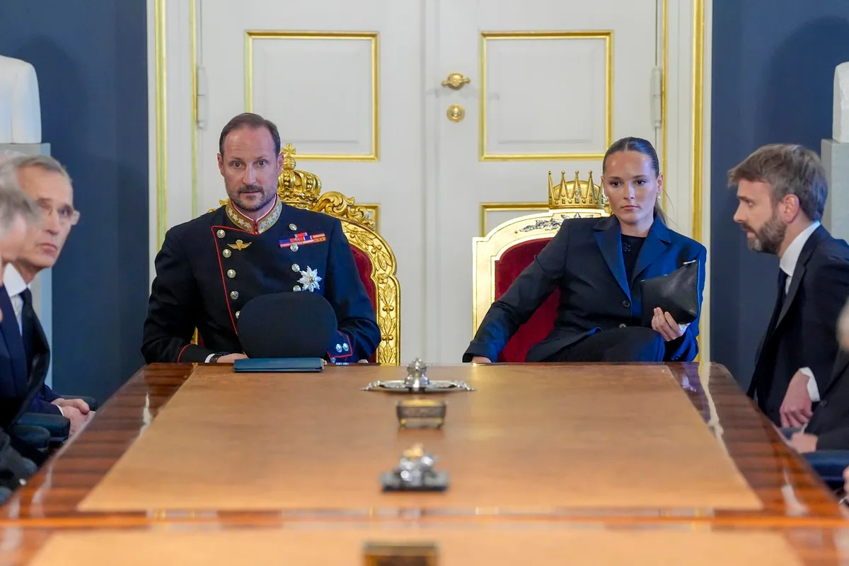 El nuevo rey de Noruega eligió el nombre de Haakon VIII y el antiguo lema de su padre
