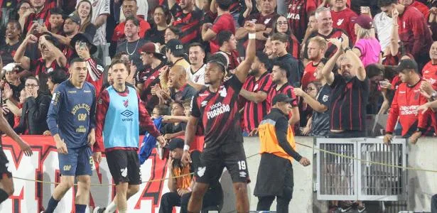 Ahletico volta a vencer após três jogos e interrompe sequência do Bahia