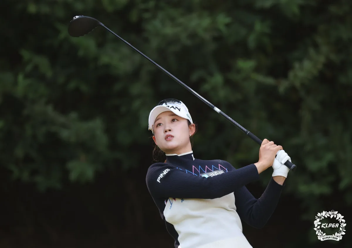 마서영, KLPGA 아이스버그골프·서울신문 오픈 2R 단독 선두