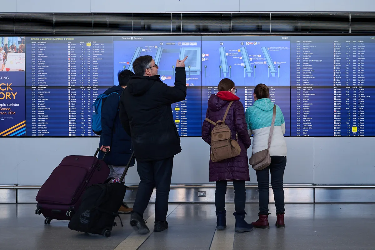 Ottawa to announce steps toward opening up airports to more private investment, sources say