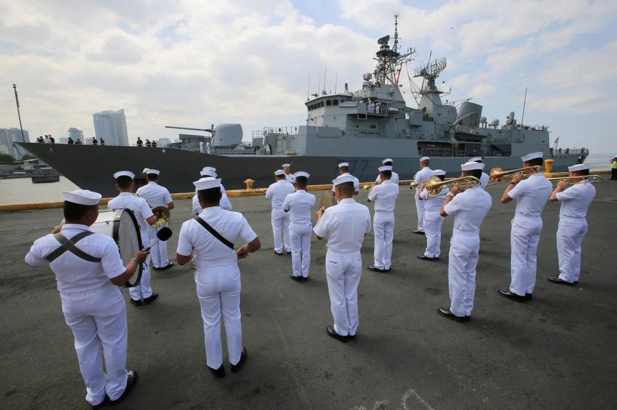 New Zealand naval ships transit contested Taiwan Strait