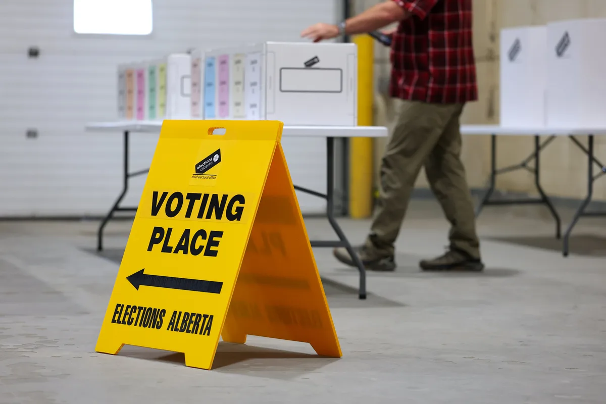 Alberta referendum campaigns enter homestretch with speeches and rallies