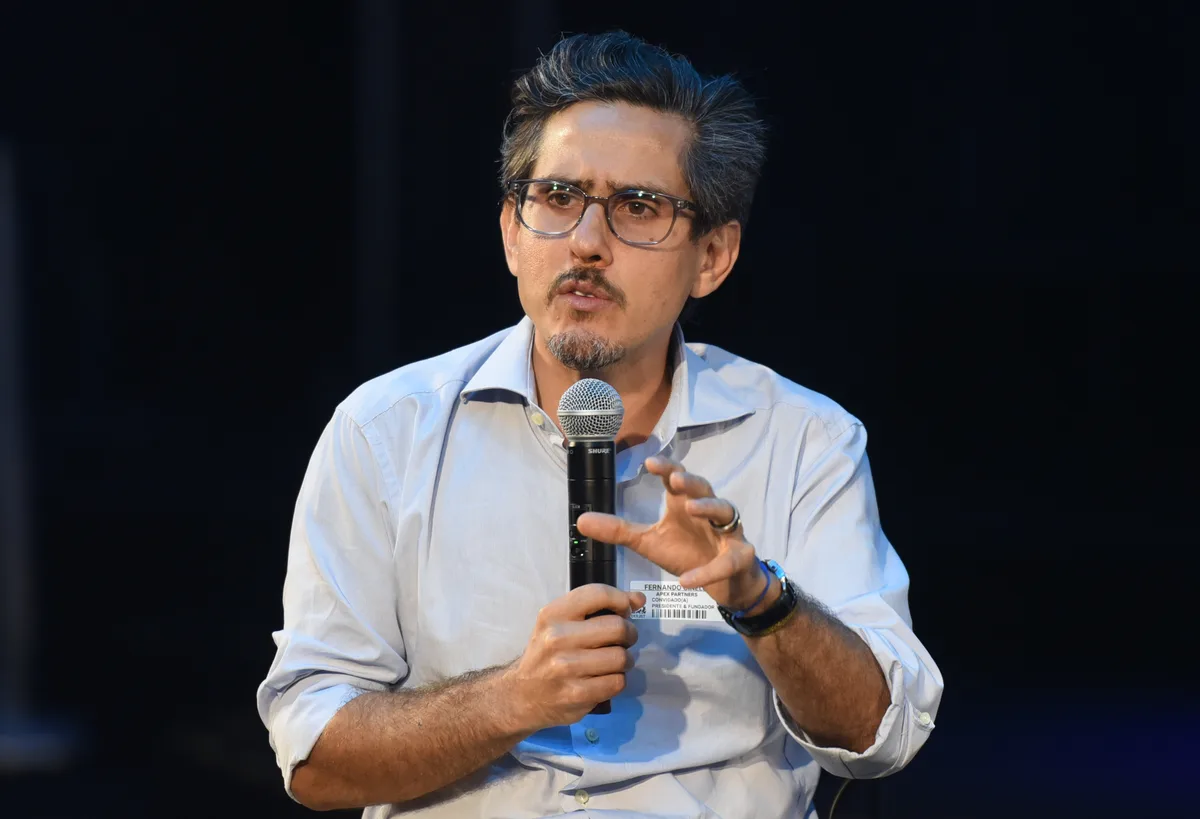 Cinelli pede à Apex para retirar seu nome como gestor do grupo