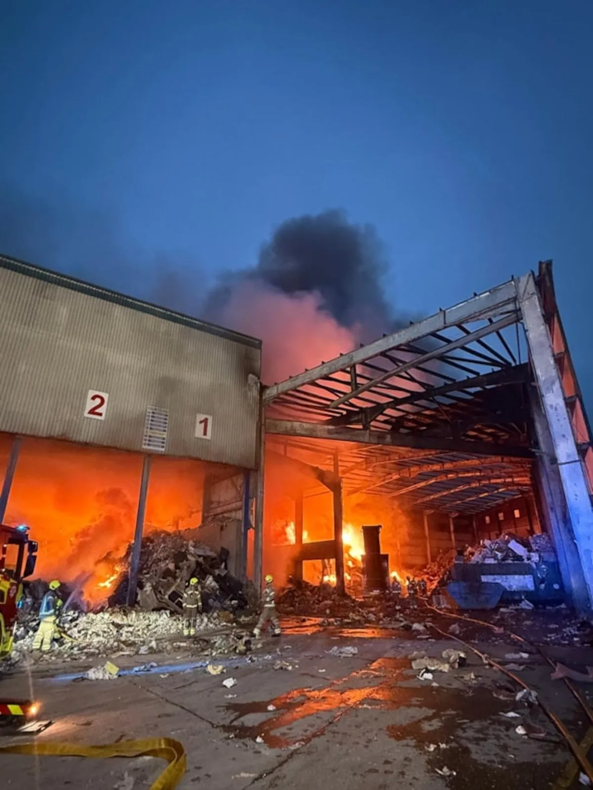London travel news LIVE: Overground trains still suspended after huge waste centre fire