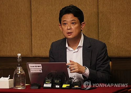 네팔 신속대응팀, 직접 헬기 못 띄워…"9명 수색작업 노력할것"