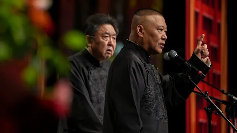 Une touche "comique" ajoutée: un célèbre acteur chinois visé par une enquête pour avoir détourné une chanson patriotique