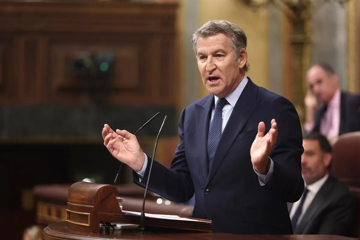 Feijóo pregunta a Sánchez por qué tiene “miedo” a Rabat y le acusa de tapar sus responsabilidades: “¿Qué sabe Marruecos de usted?”