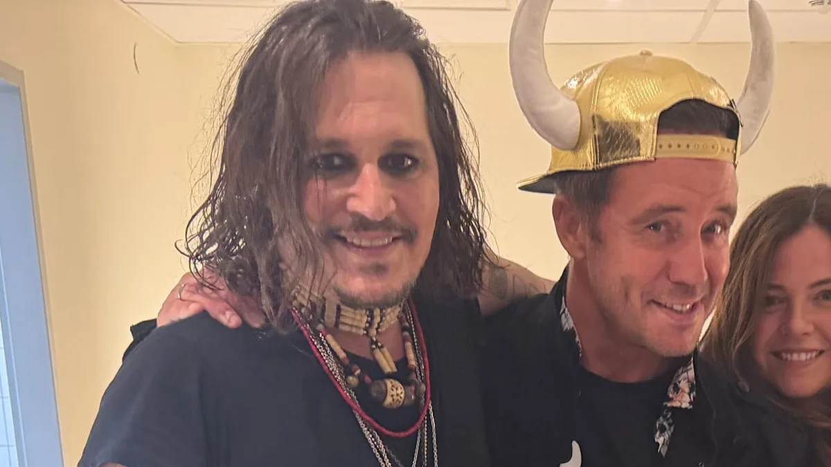 Lorenz Büffel und sein Idol - „Johnny Däpp“ trifft Johnny Depp