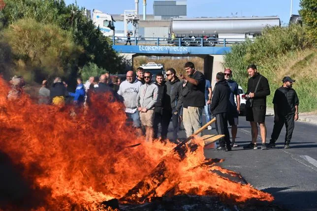 Un retour des “gilets jaunes” ? Avec la crise des carburants “la France recommence à bouillir”