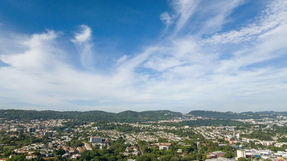 San Salvador está asentado sobre "tierra blanca joven" un suelo que amplifica las ondas sísmicas