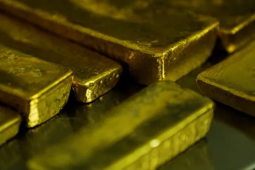 Dutch central bank moves 86 tonnes of gold from New York to London