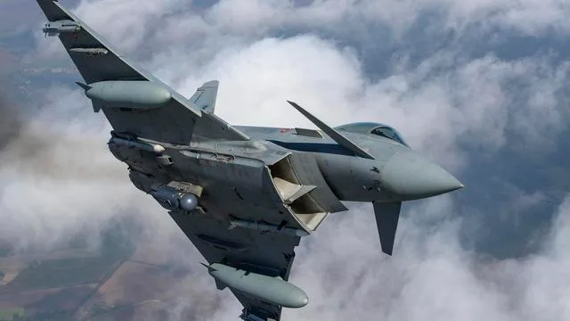 Luftraum über Litauen: Kampfflugzeuge schießen Drohne über Litauen ab
