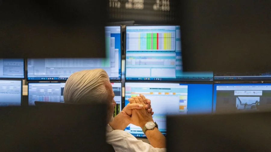 Dax aktuell: Dax schließt unter 26.000 Punkten – Rally steht vor wichtigem Belastungstest
