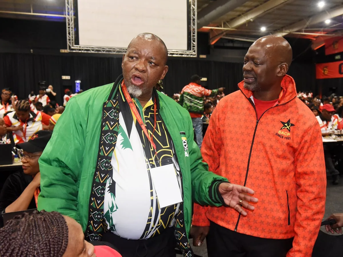Cosatu congress stalls as leadership fights, postponing important policy discussions