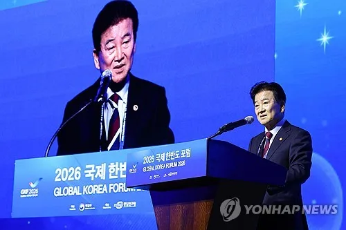 정동영 "북핵 30년만 10만배로…비핵화 앞세운 접근 비현실적"