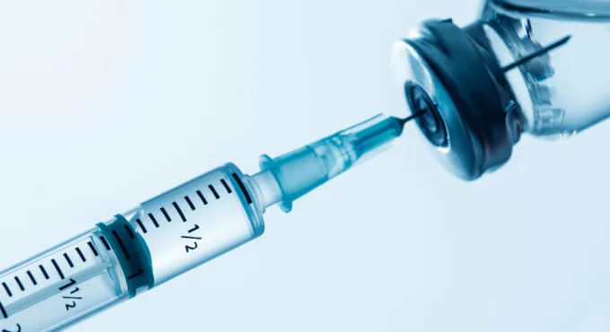 Vacina de mRNA promete reduzir risco de reincidência do câncer de pele