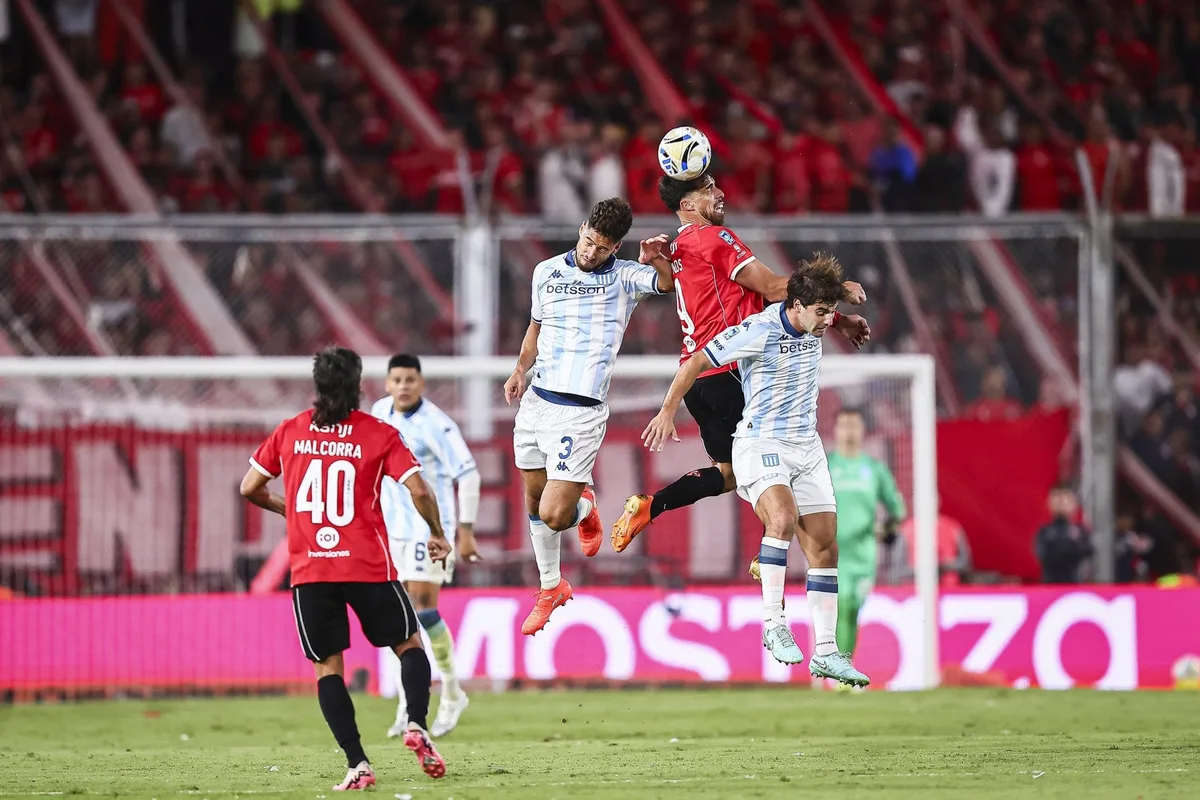 Agenda de TV y streaming del domingo: Racing - Independiente, River, San Lorenzo, polo y Shanghái