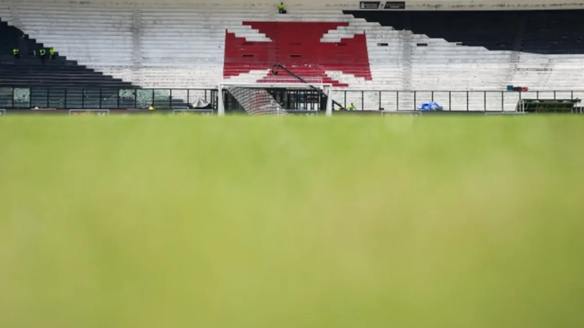 Sem Maracanã, Vasco define São Januário como palco da volta contra o Palmeiras na Copa do Brasil