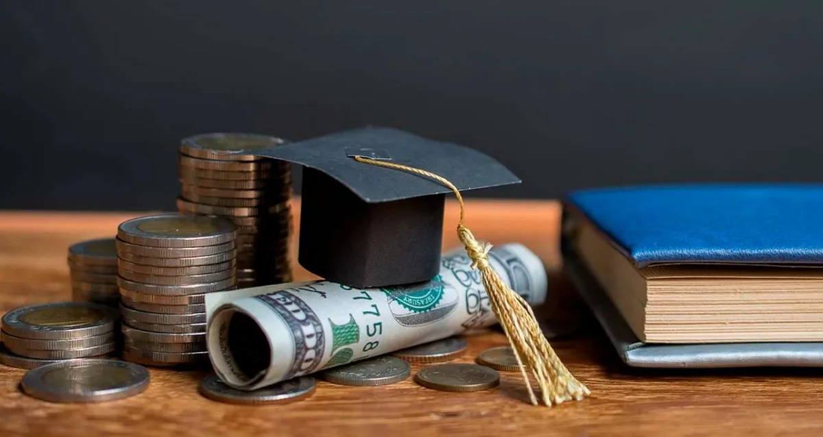 Yduqs (YDUQ3) tem queda de 54% no lucro líquido ajustado no 2T26